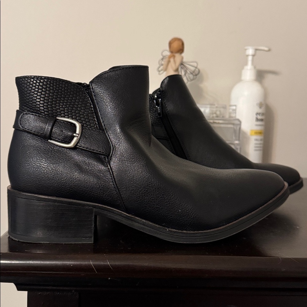 Baretraps Black Ankle Boots with Buckle Detail 7 Wide Width